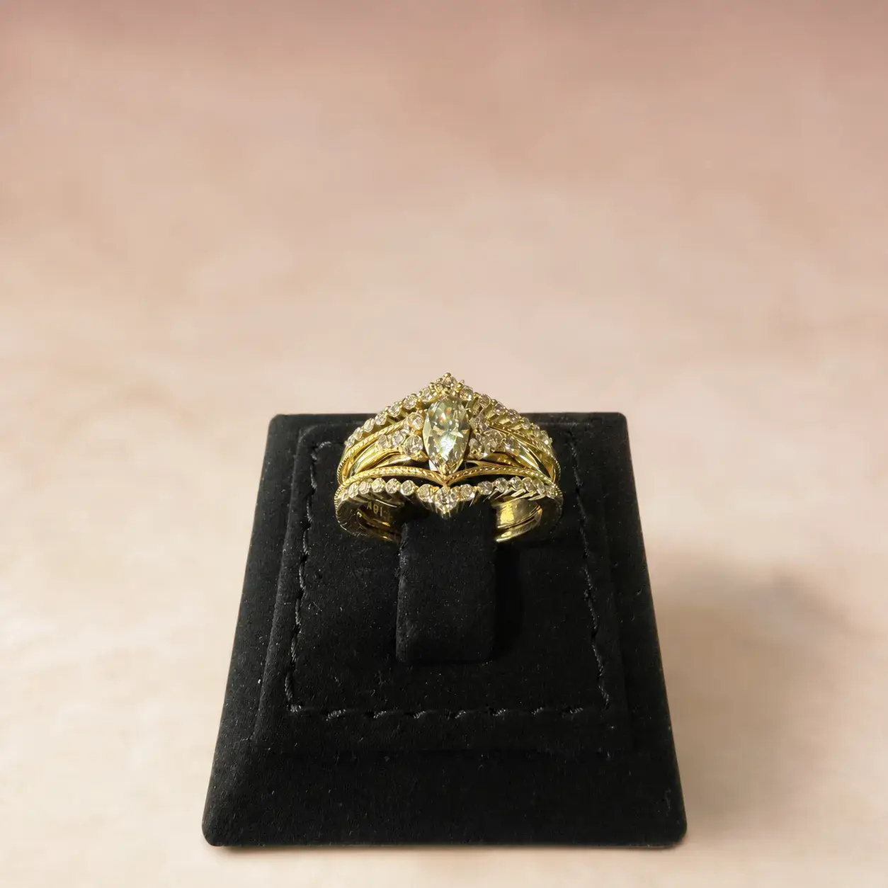 Champagne Marquise Ring Set
