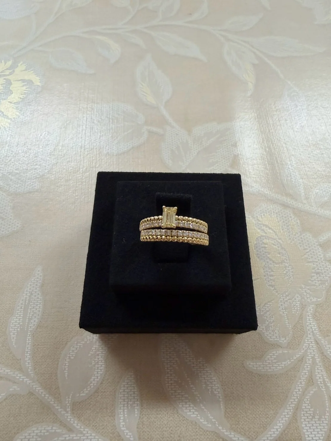 Golden Emerald Bridal Ring Set, view 2