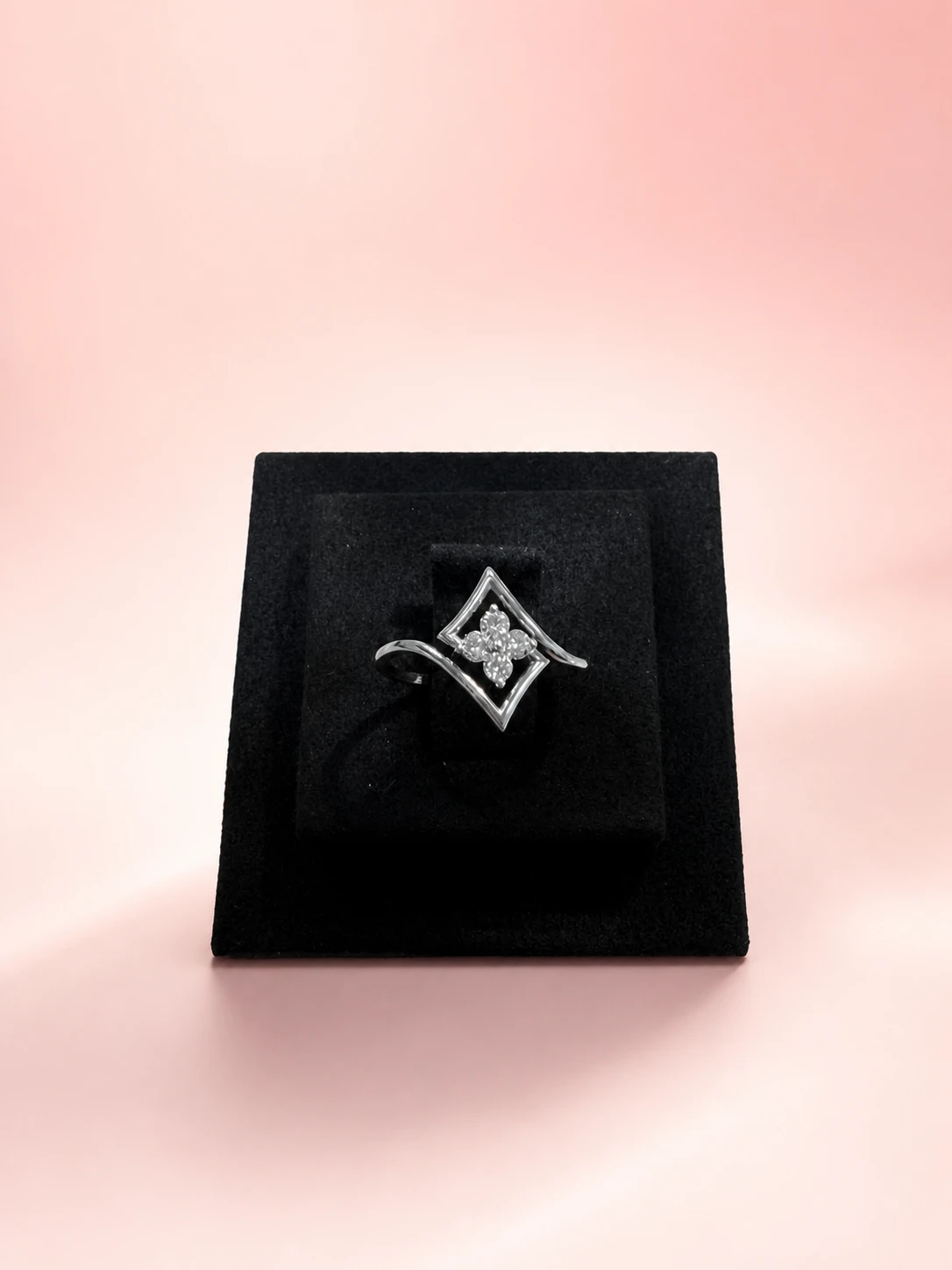 White Gold Diamond Fleur Ring